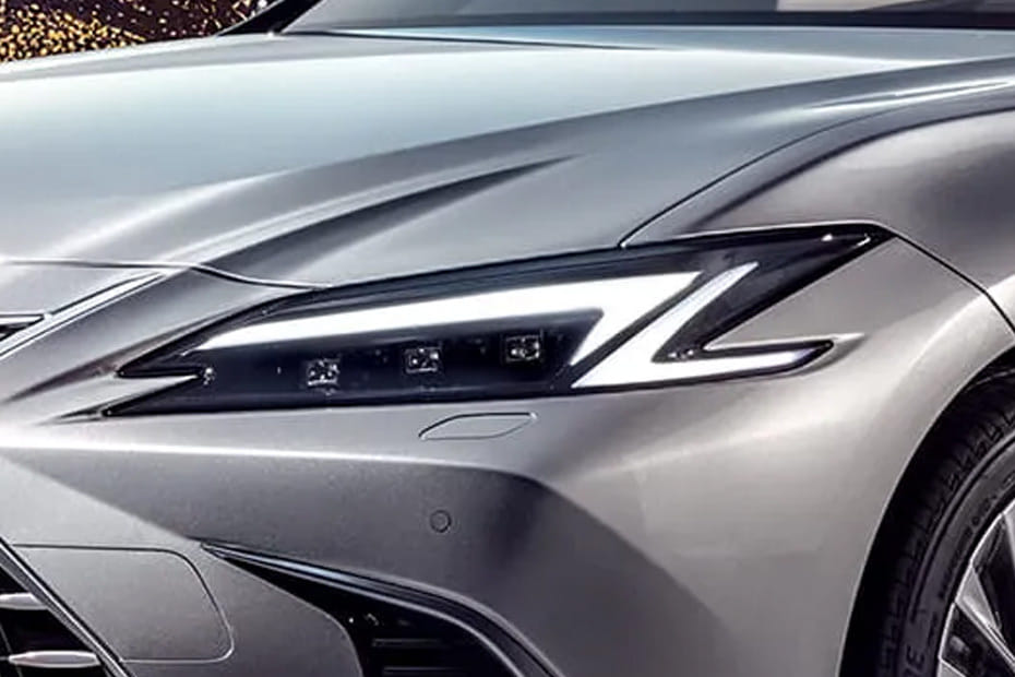 إي إس 2026 Headlight