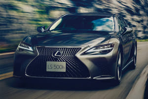 Lexus LS