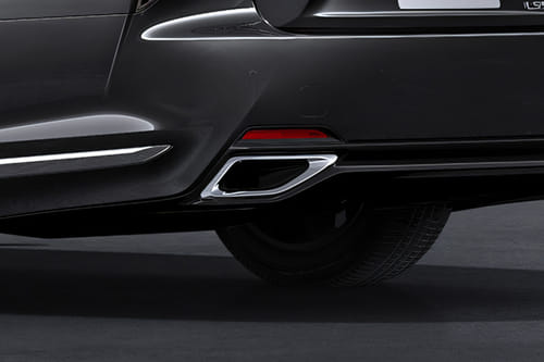 Exhaust Pipe of لكزس LS