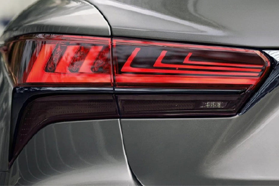LS Tail light