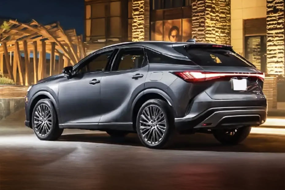Rear Cross Side View of Lexus RX