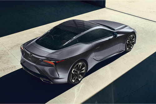  2026إل سي Rear angle view