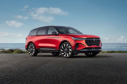 لينكون نوتيلوس  Front Medium View