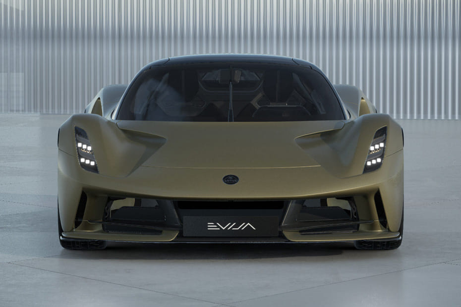 Full Front View of إيفيجا