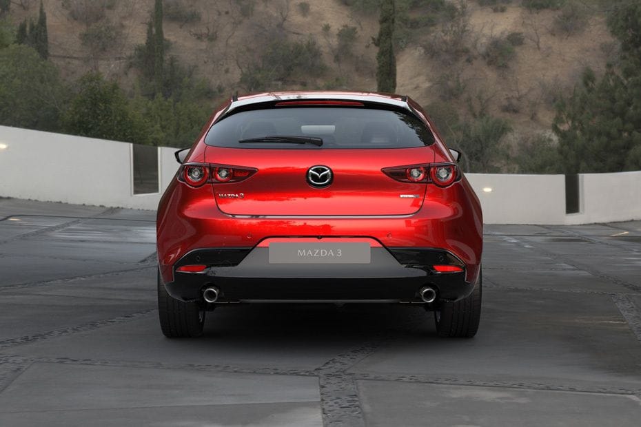 Full Rear View of مازدا 3 هاتشباك