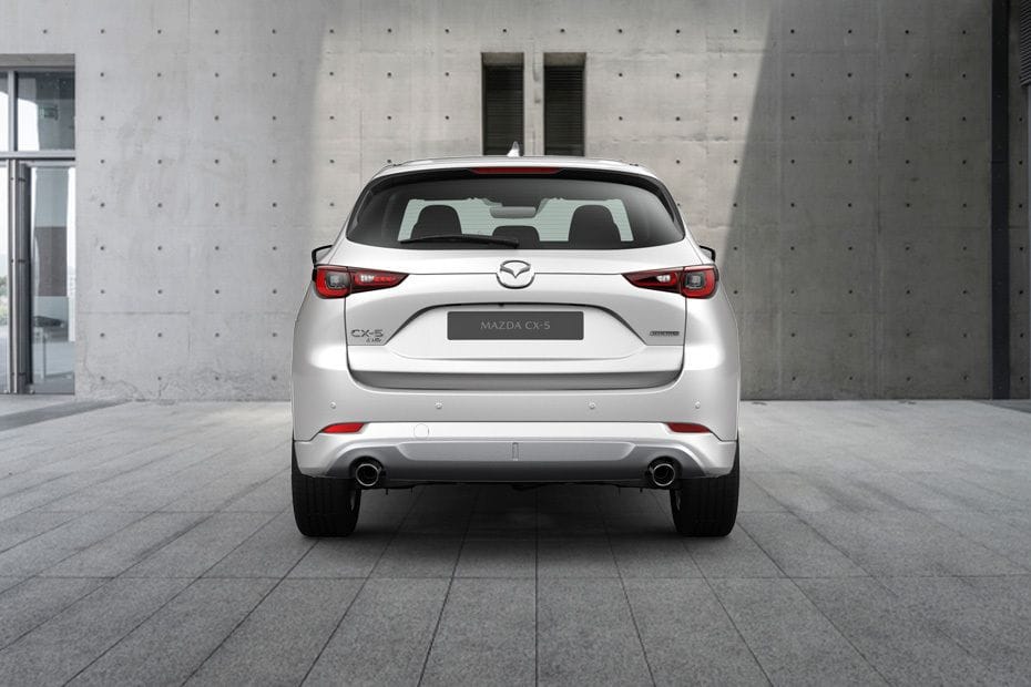 Full Rear View of مازدا سي اكس-5