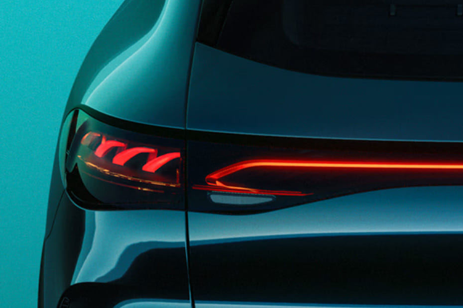إي كيو إي إس يو في Tail light
