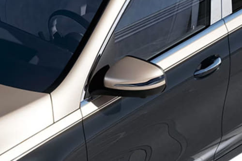 Mercedes-Benz Maybach GLS Drivers Side Mirror Front Angle