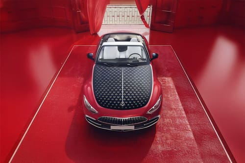 Full Front View of مايباخ إس إل