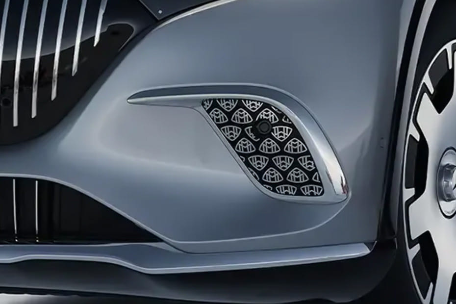 مايباخ إي كيو إس Front Fog Lamp