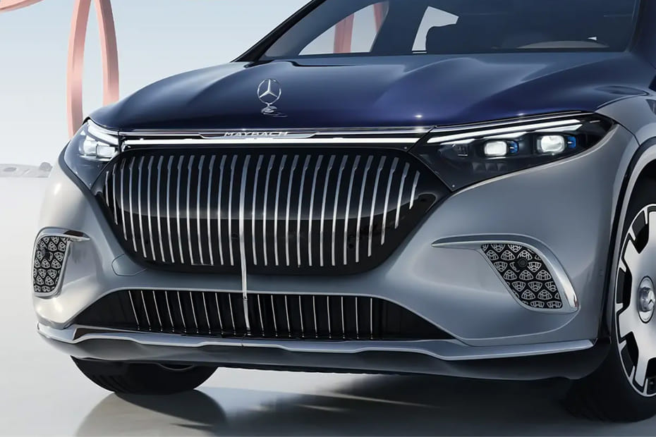 مايباخ إي كيو إس Grille View