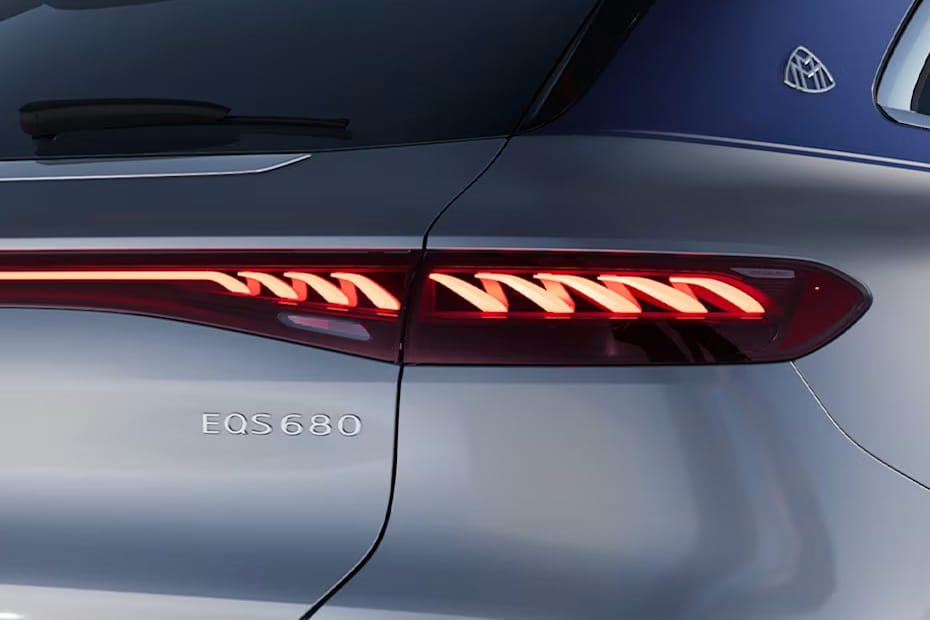 مايباخ إي كيو إس Tail light