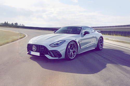 إيه إم جي جي تي 2025 Headlight