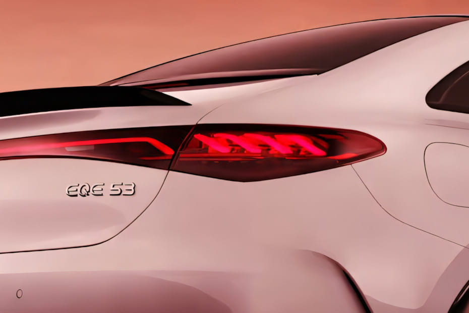 إي كيو إي Tail light