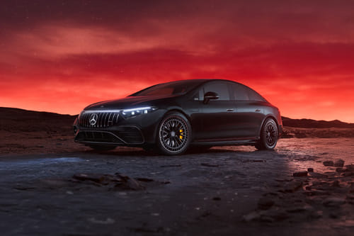 مرسيدس بنز إيه إم جي إي كيو إس Front Side View