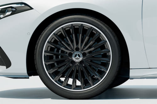 إيه إم جي إيه-كلاس سيدان Wheel