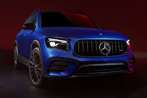 إيه إم جي جي إل بي Medium Angle Front View