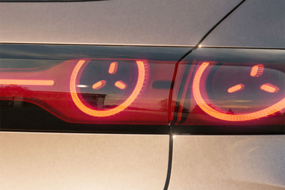 جي إل سي إلكتريك Tail light