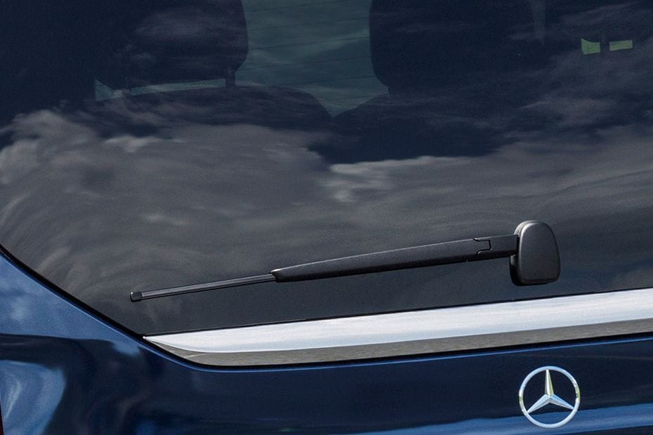V-Class Spoiler