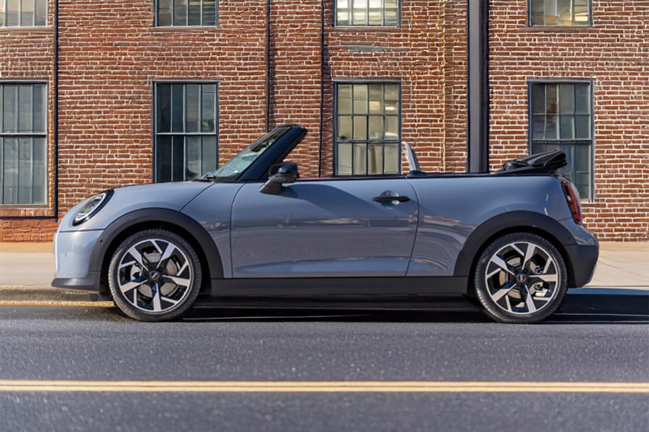 كونفرتيبل Side view