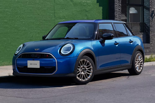 Mini  5 Door Front angle low view