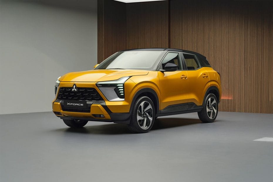 Mitsubishi  Xforce Front angle low view