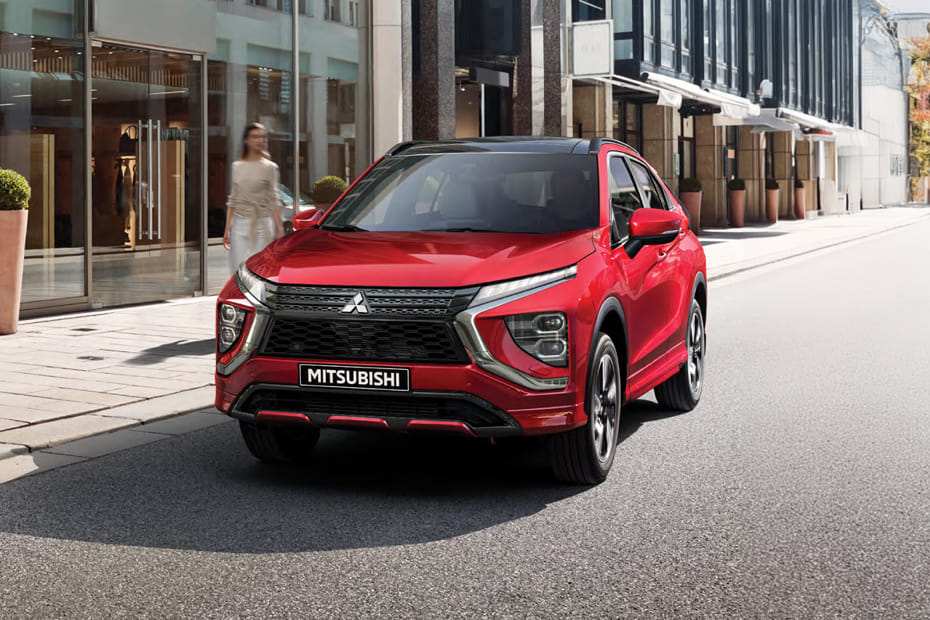 Mitsubishi  Eclipse Cross Front angle low view