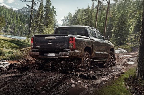 L200 Rear angle view