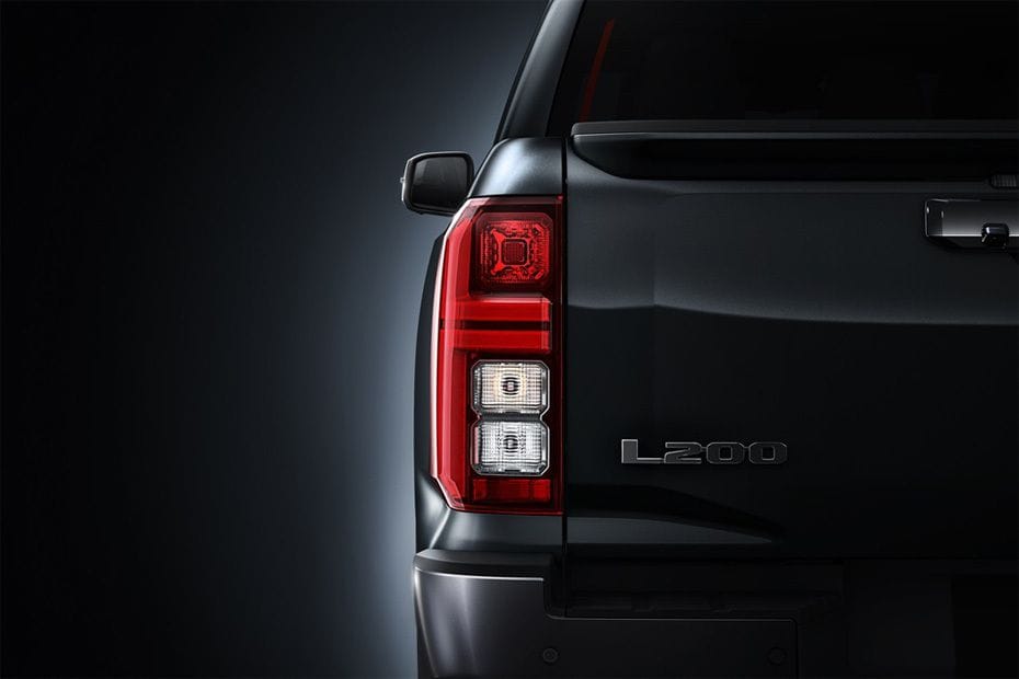 L200 Tail light