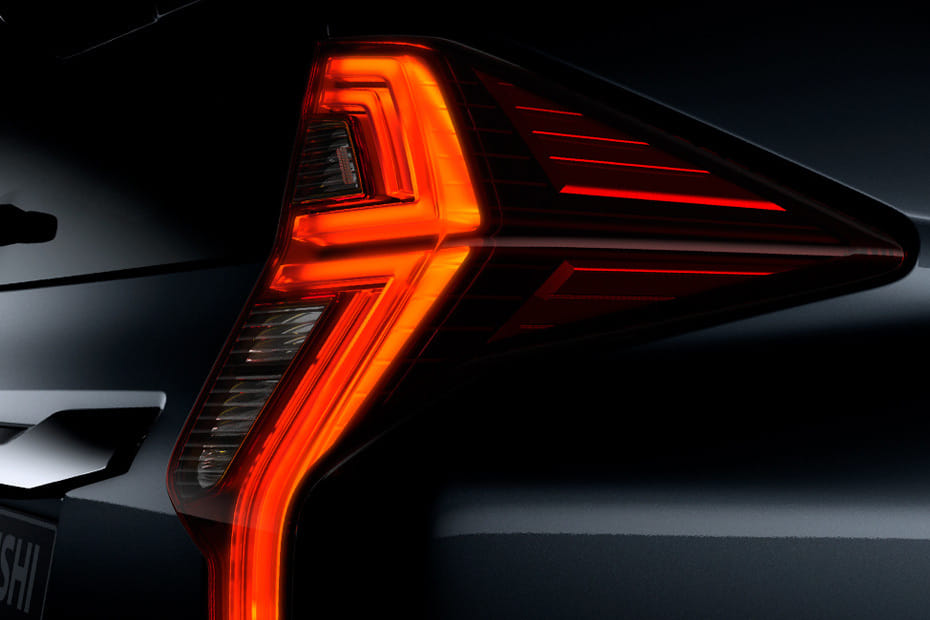 مونتيرو سبورت Tail light