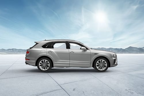 Bentley Bentayga Full Side View