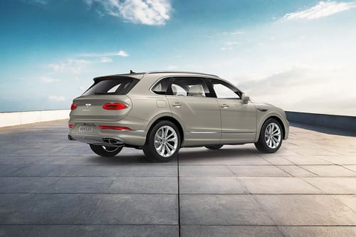 Rear Cross View of بنتلي بينتايجا إي دبليو بي