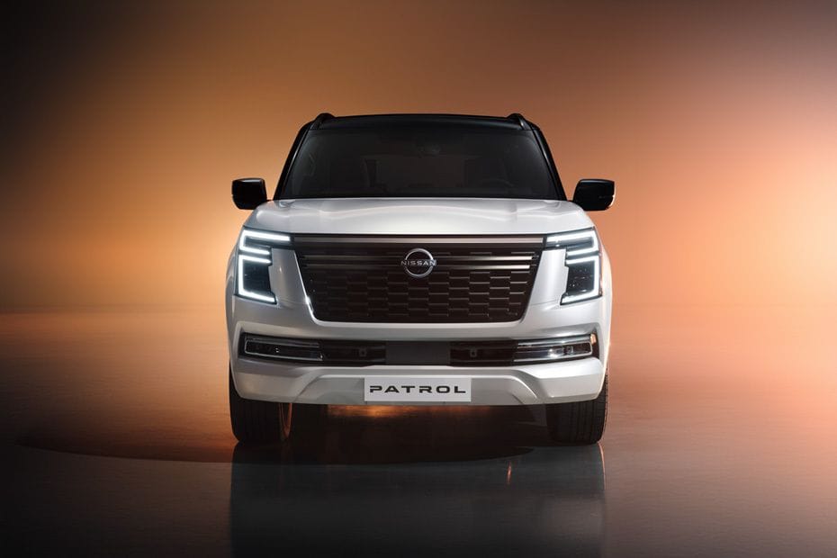 Full Front View of باترول 