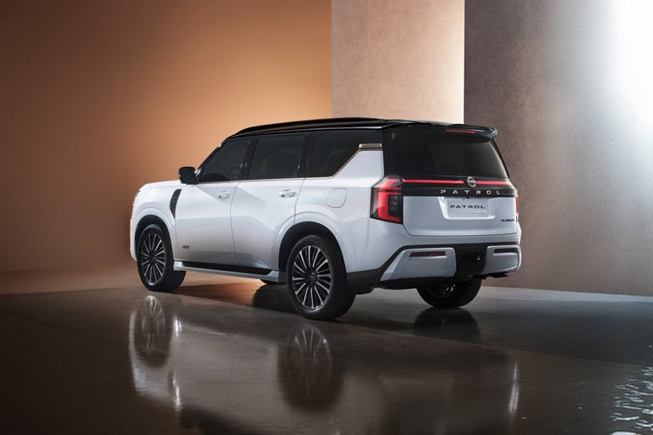 Rear Cross Side View of Nissan Patrol