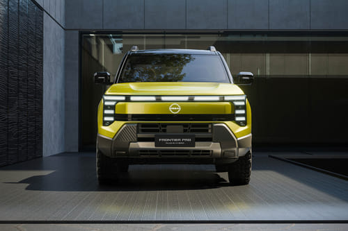 Full Front View of فرونتير برو