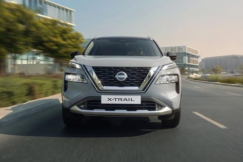 Full Front View of X-Trail