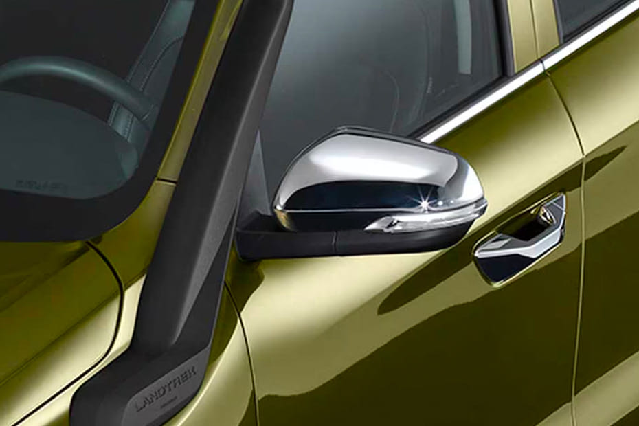 بيجو لاندتريك Drivers Side Mirror Front Angle