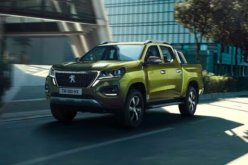 Peugeot Landtrek Front Side View