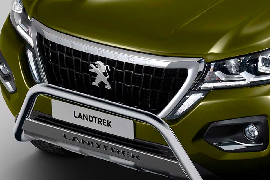 Landtrek Grille View