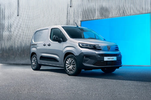 Peugeot Partner Front Medium View
