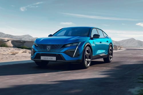 Peugeot 408 Front angle low view