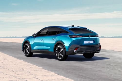 Rear Cross Side View of بيجو 408