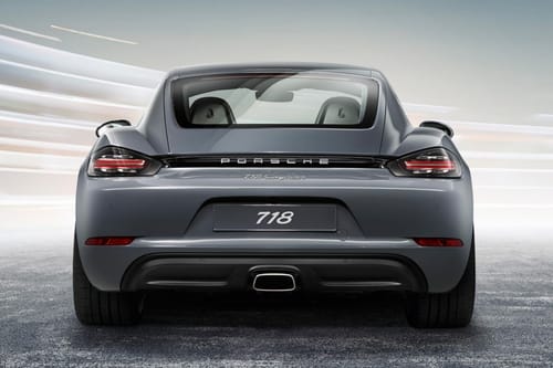 Full Rear View of Porsche 718
