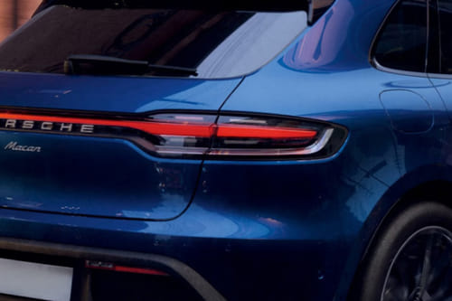 ماكان Tail light