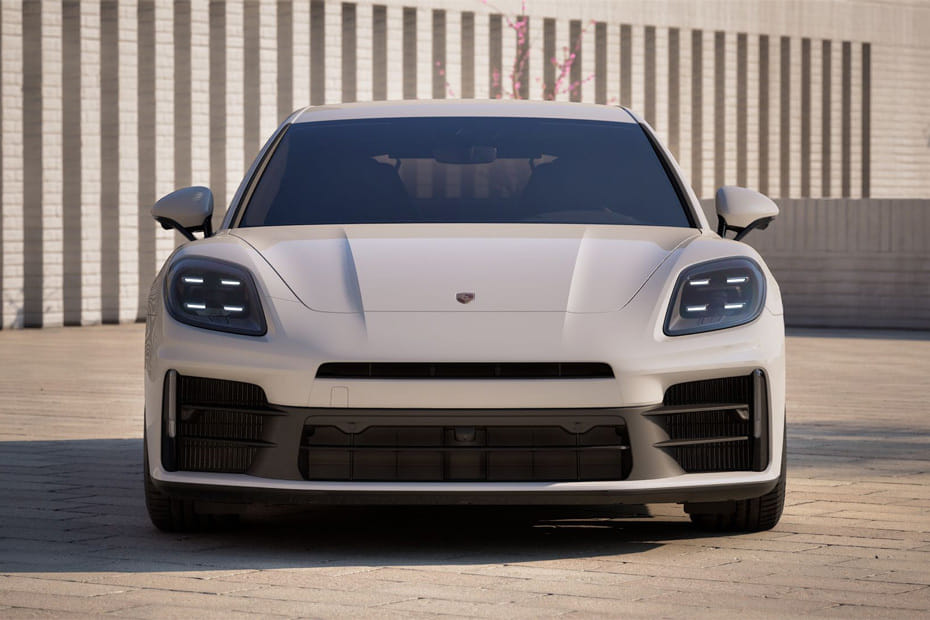 Full Front View of Panamera
