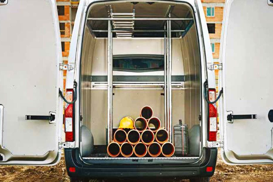 Trunk Open Closer View of ماستر