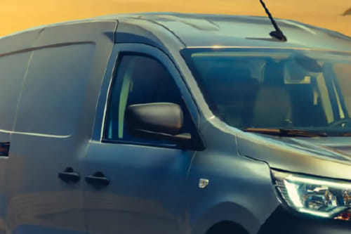 رينو إكسبريس فان Drivers Side Mirror Front Angle