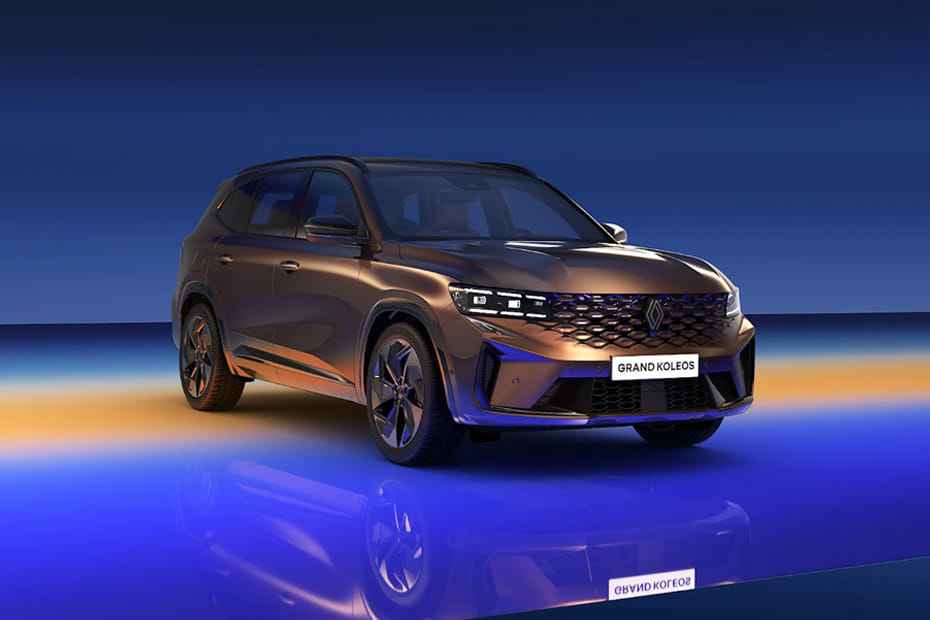 رينو كوليوس Front Medium View