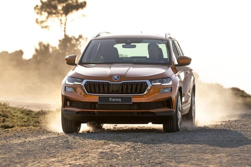 Full Front View of كارووك