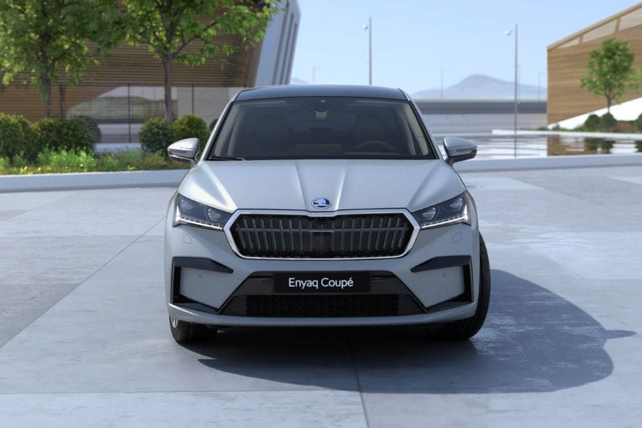 Full Front View of إينياك كوبيه